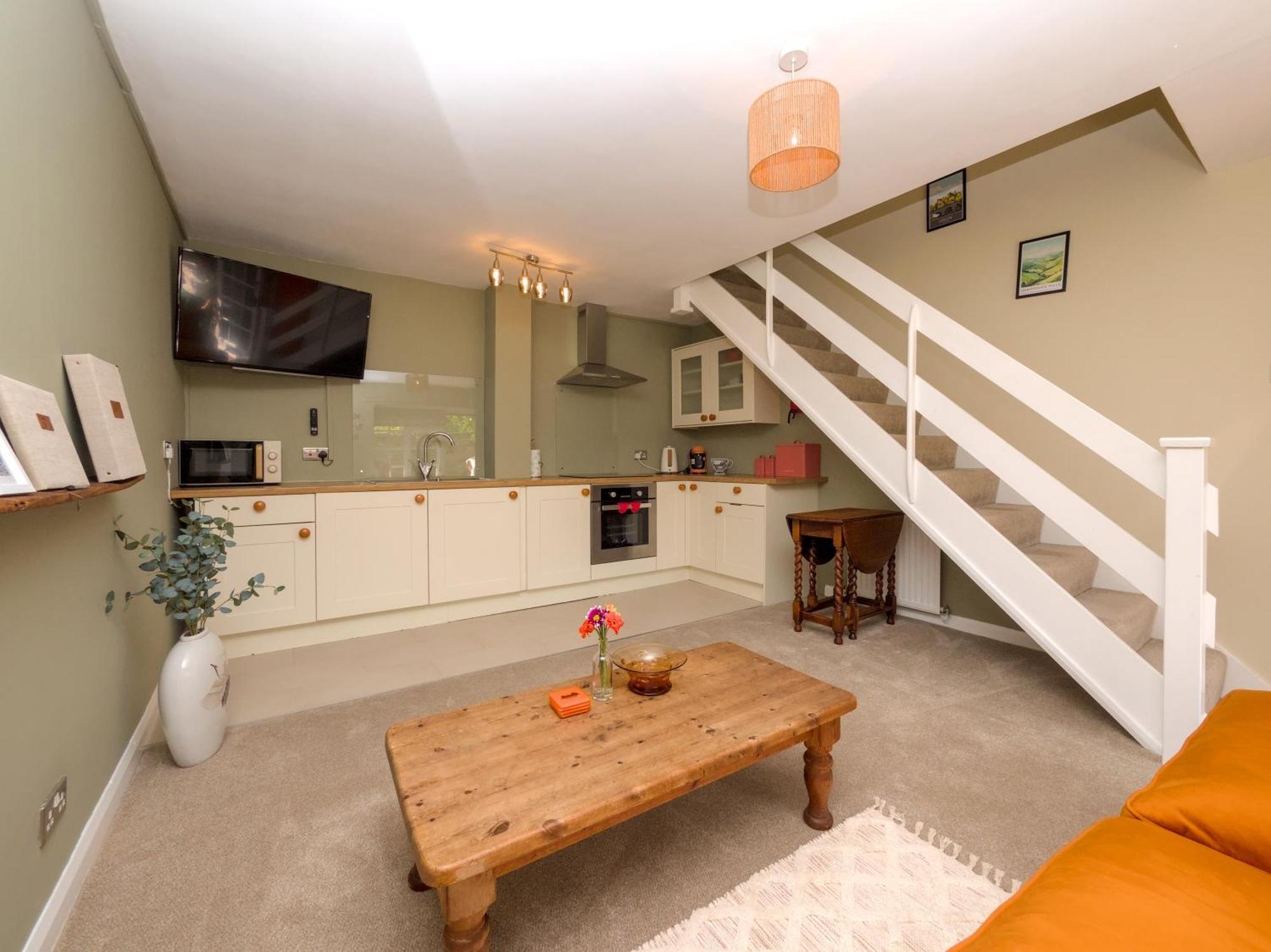 The Lilley Pad In Ludlow Cosy, Central, Perfect For Couples, Netflix & Parking Permit Exterior foto